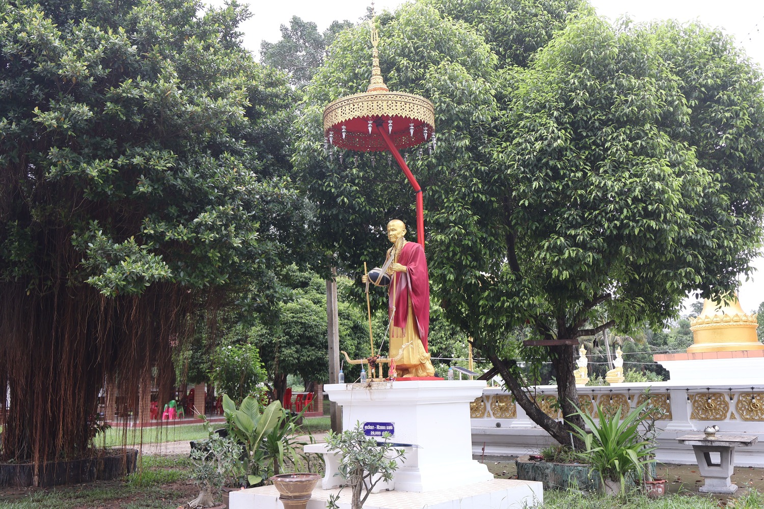 วัดวังม่วง อำเภอปัว